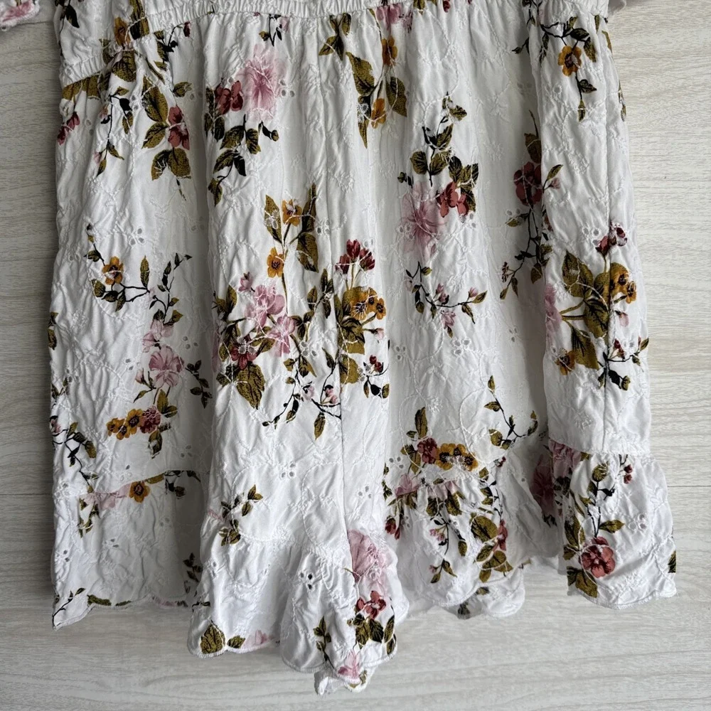 white floral American Eagle Outfitters romper Off The Shoulder Ruffled Eyelet M - Picture 10 of 11